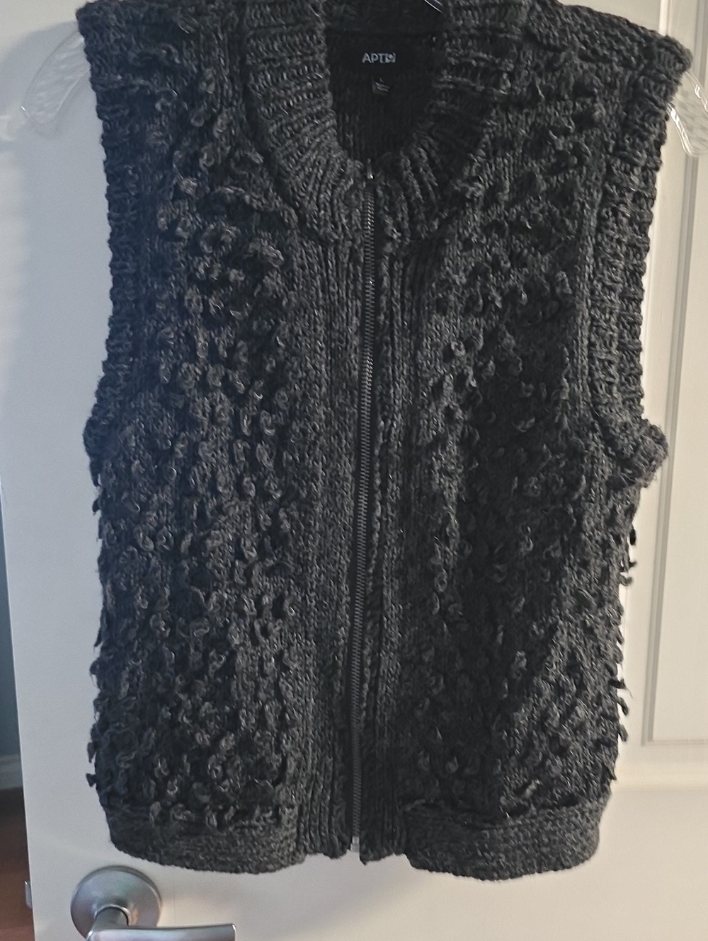 Apt. 9 Black Chunky Knit Zip-Front Sweater Vest